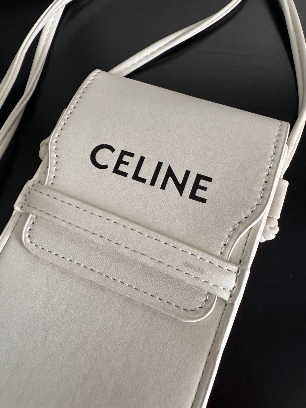 CELINE White Crossbody sunglasses / phone pouch - Picture 10 of 11